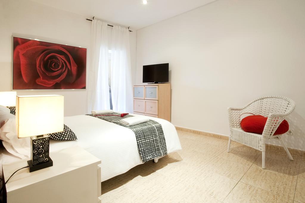 Rainbow Apartman Barcelona Szoba fotó