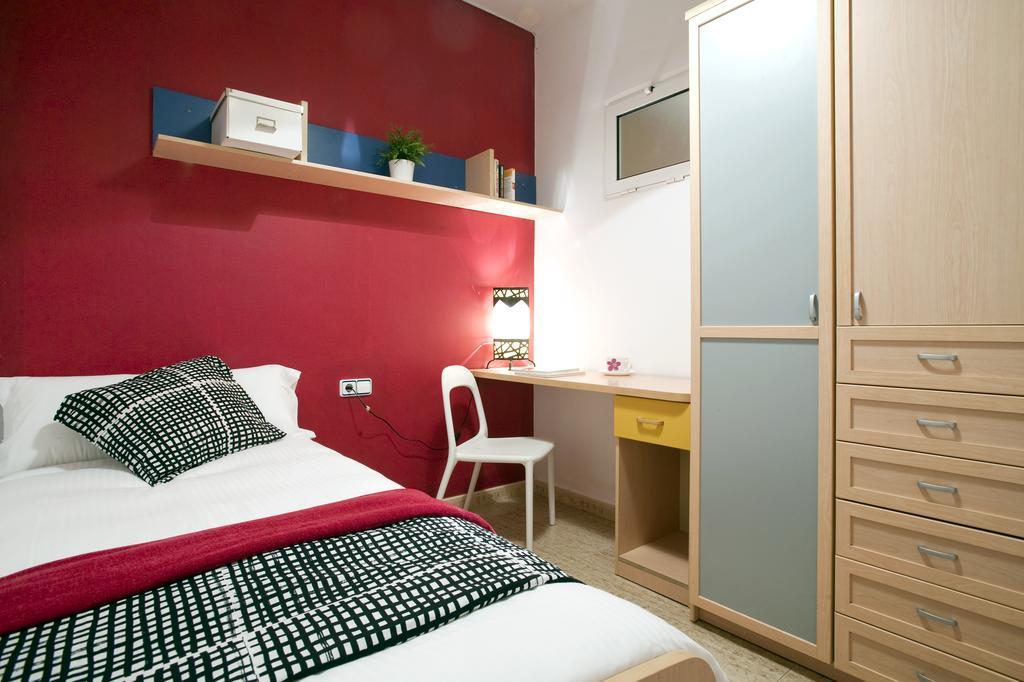 Rainbow Apartman Barcelona Szoba fotó