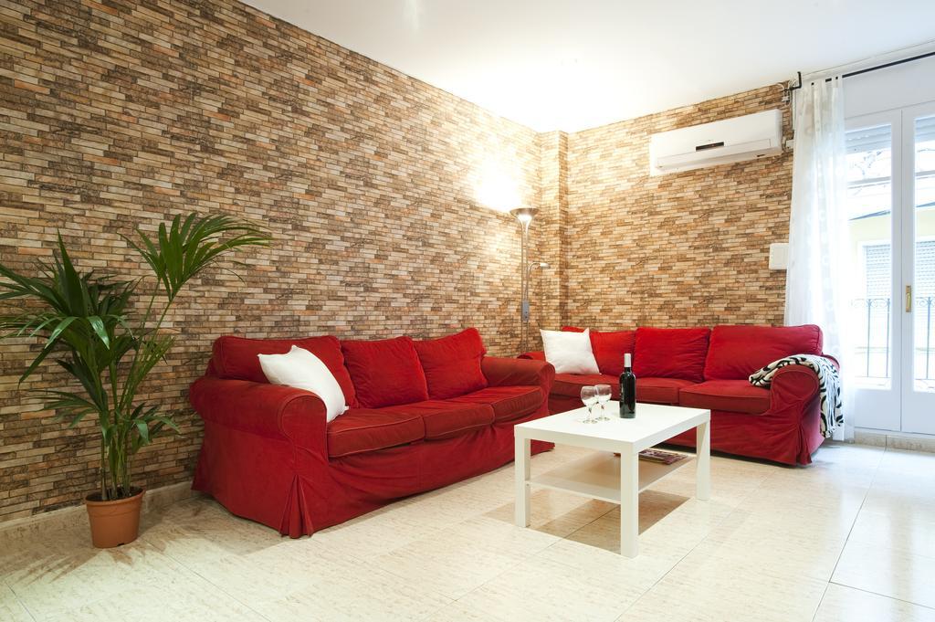 Rainbow Apartman Barcelona Szoba fotó